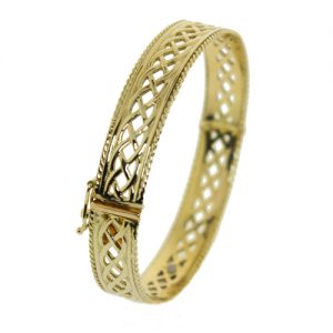 9ct Gold Celtic knot Bangle GCB3